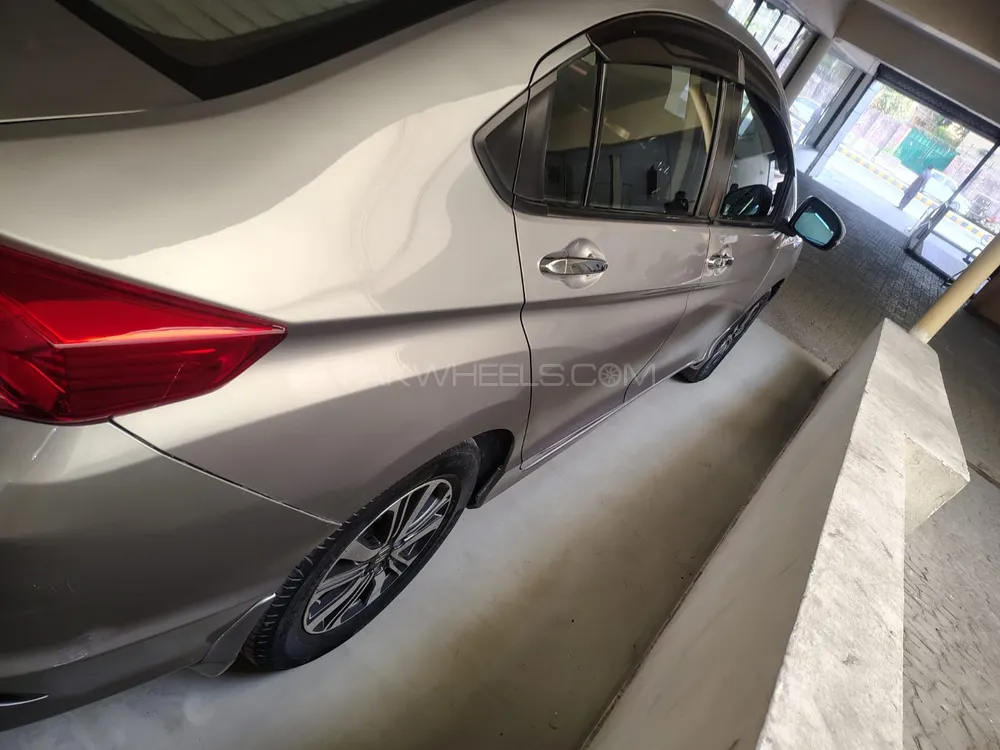 Honda City 2021 for Sale in Lahore Image-1