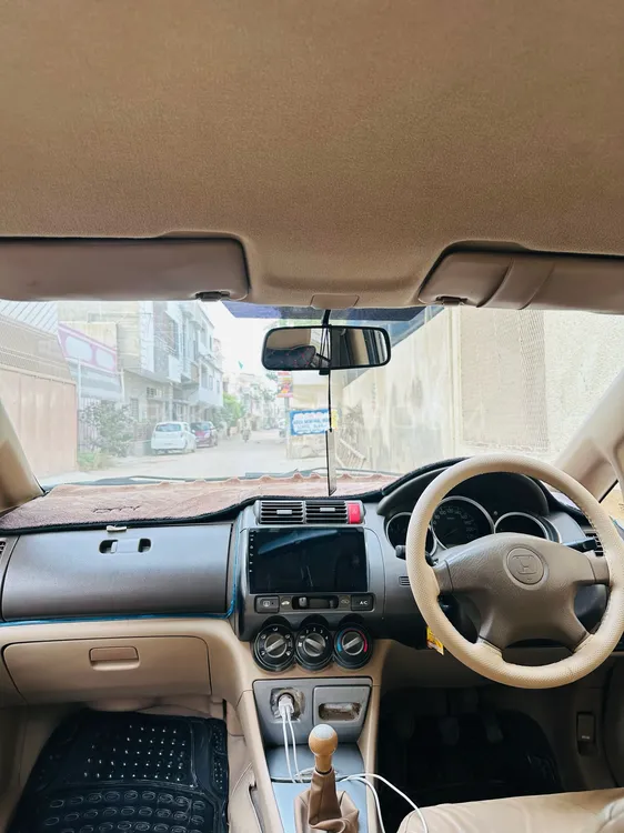 Honda City 2004 for Sale in Karachi Image-1