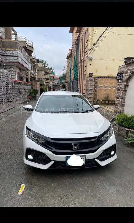 Honda Civic 2018 for Sale in Fateh Jang Image-1