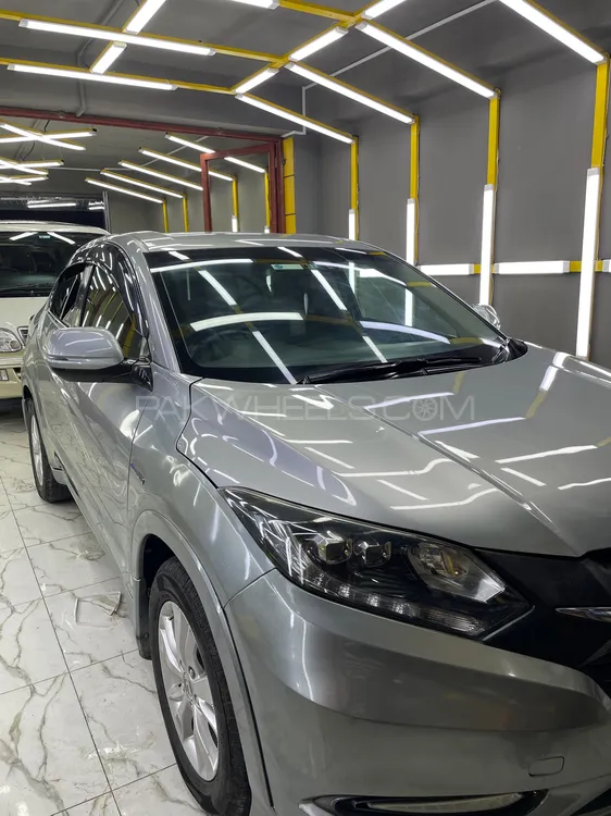 Honda Vezel 2014 for Sale in Islamabad Image-1