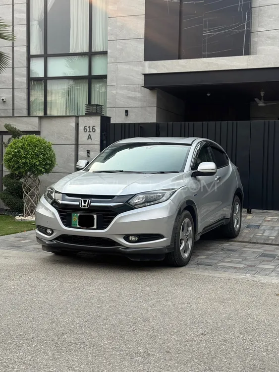 Honda Vezel 2016 for Sale in Lahore Image-1