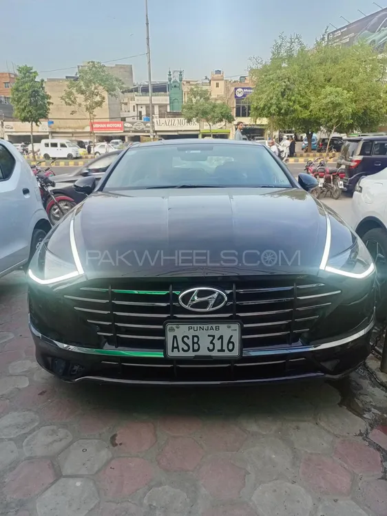 Hyundai Sonata 2023 for Sale in Lahore Image-1