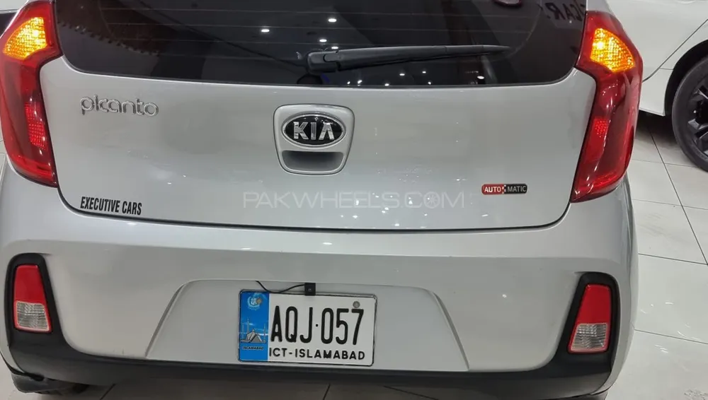 KIA Picanto 2021 for Sale in Peshawar KIA Picanto 2021 for Sale in Peshawar Image-13