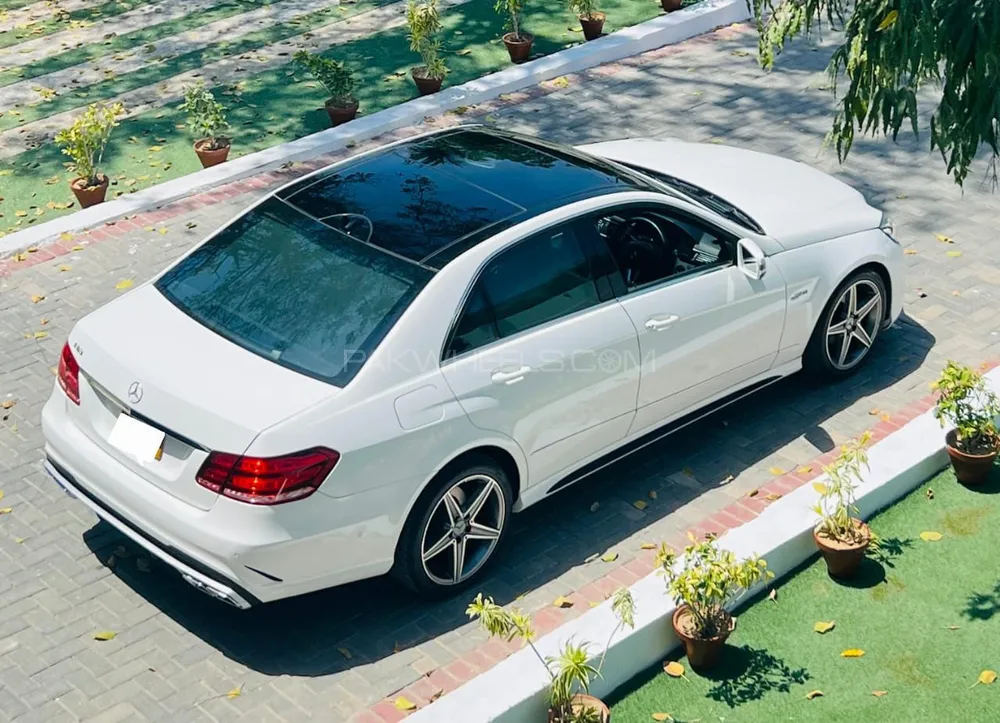Mercedes Benz E Class 2013 for Sale in Karachi Image-1