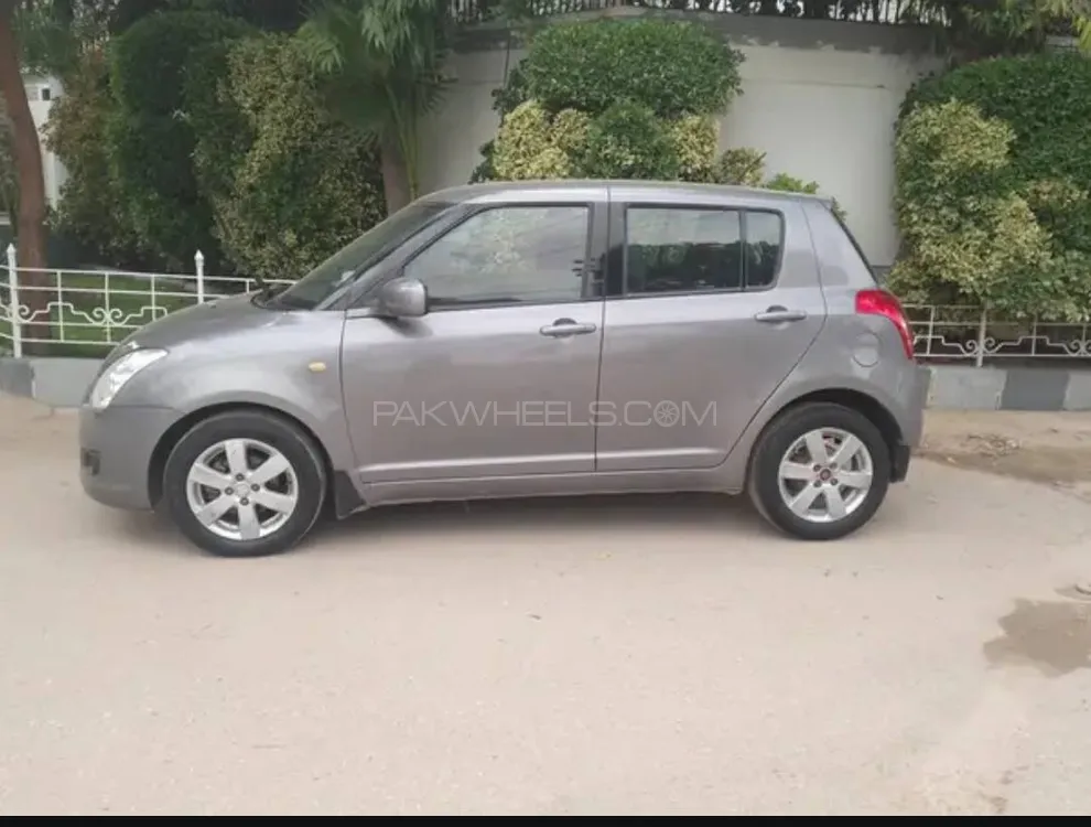 Suzuki Swift 2014 for Sale in Karachi Image-1