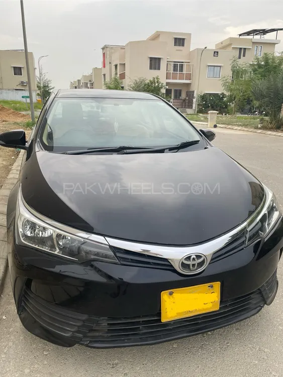 Toyota Corolla 2018 for Sale in Karachi Image-1