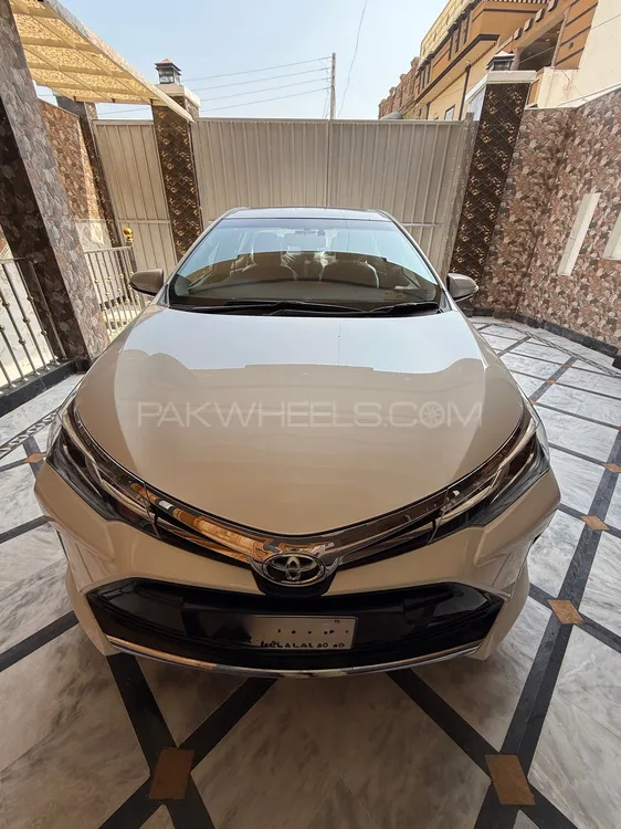 Toyota Corolla 2023 for Sale in Peshawar Image-1