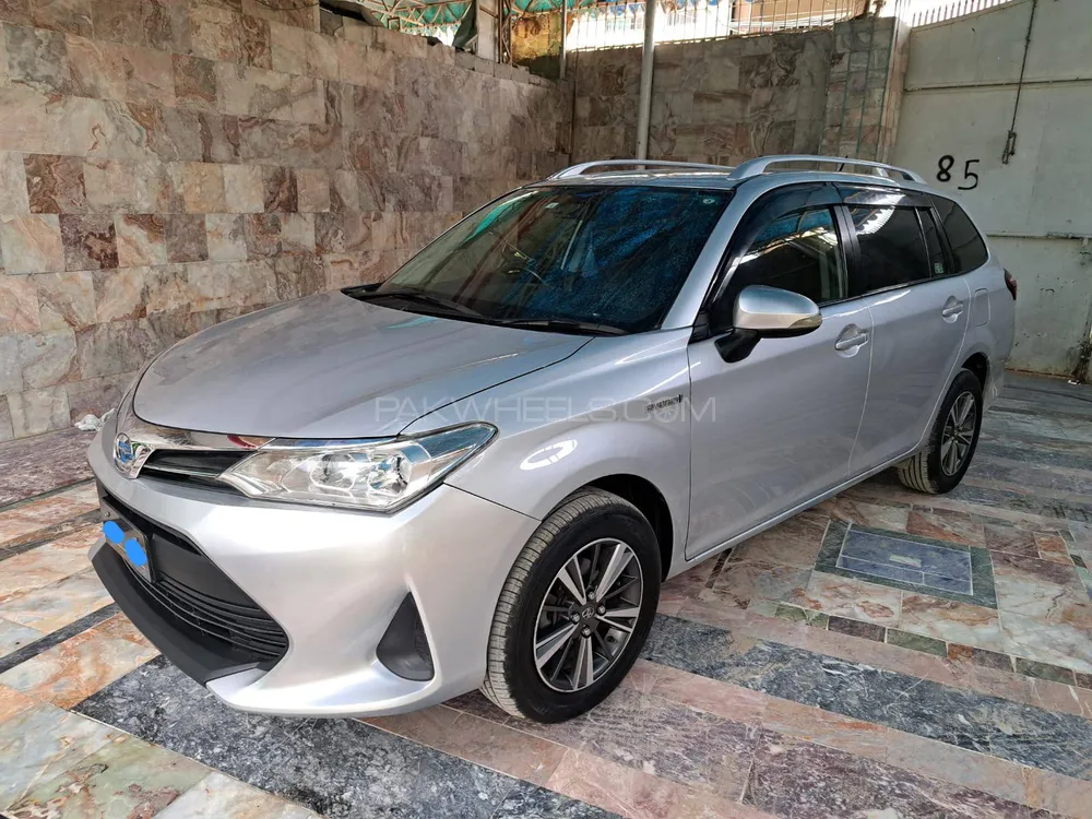 Toyota Corolla Fielder 2018 for Sale in Islamabad Image-1