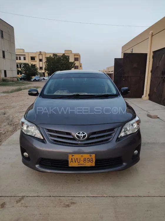 Toyota Corolla 2011 for Sale in Peshawar Image-1