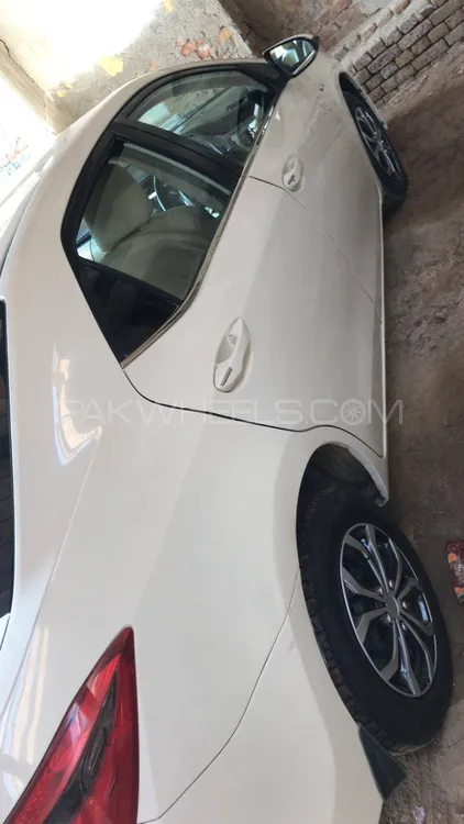 Toyota Corolla 2016 for Sale in Sargodha Image-1