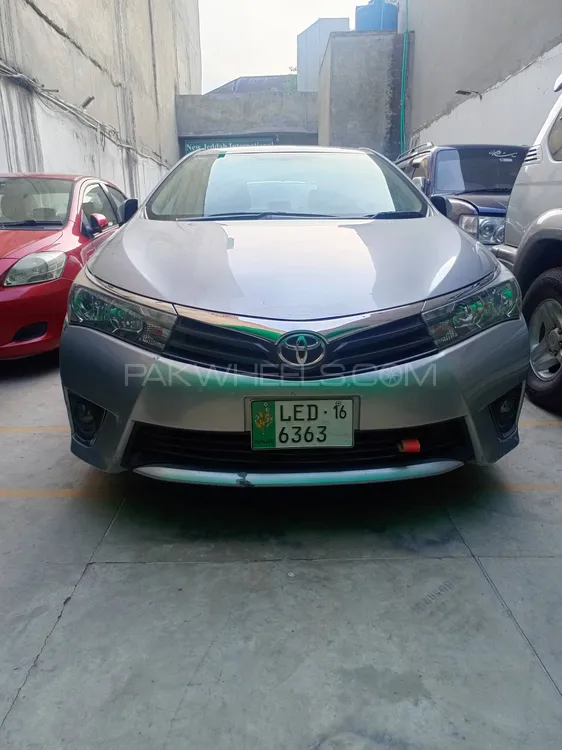 Toyota Corolla 2016 for Sale in Lahore Image-1