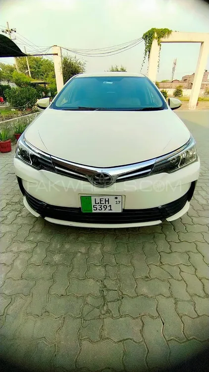 Toyota Corolla 2017 for Sale in Faisalabad Image-1