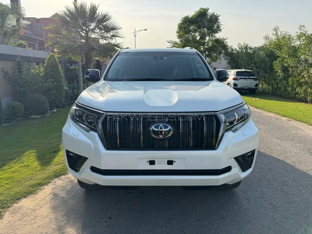 Toyota Prado 2021 for Sale in Lahore Toyota Prado 2021 for Sale in Lahore Image-2