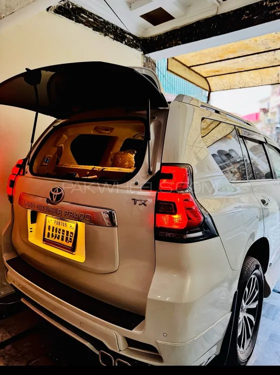 Toyota Prado 2019 for Sale in Islamabad Image-1
