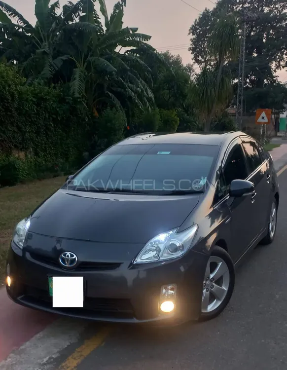 ٹویوٹا پریوس 2010 for Sale in جہلم Image-1