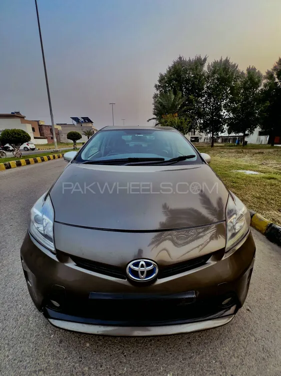 Toyota Prius 2012 for Sale in Gujranwala Image-1