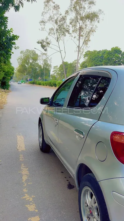 Toyota Vitz 2002 for Sale in Peshawar Image-1