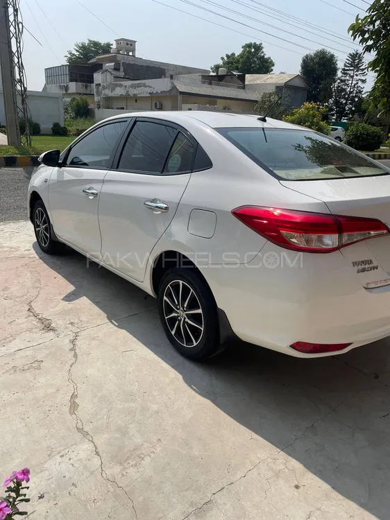 Toyota Yaris Sedan 2020 for Sale in Sahiwal Image-1