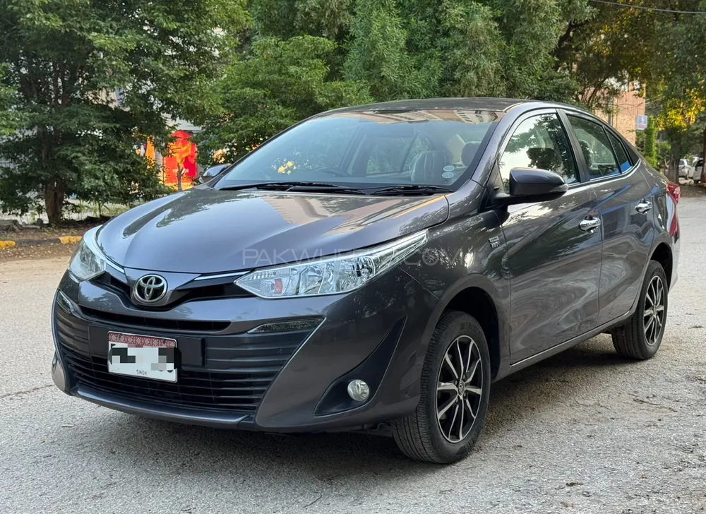 Toyota Yaris Sedan 2022 for Sale in Karachi Image-1