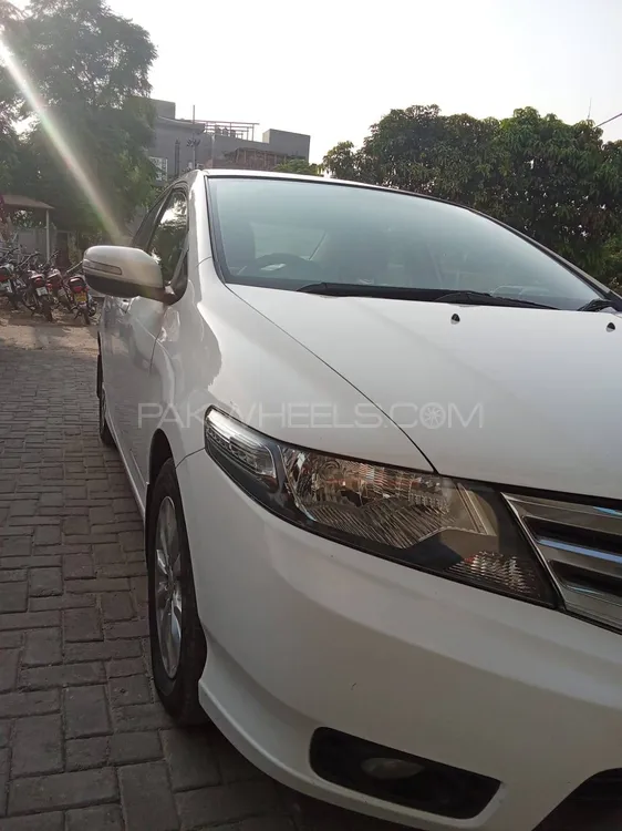Honda City 2015 for Sale in Lahore Image-1
