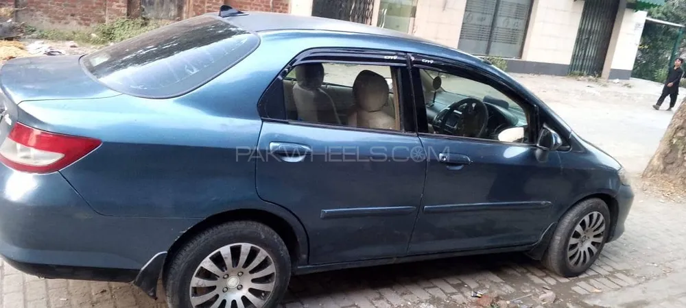 Honda City 2004 for Sale in Lahore Image-1
