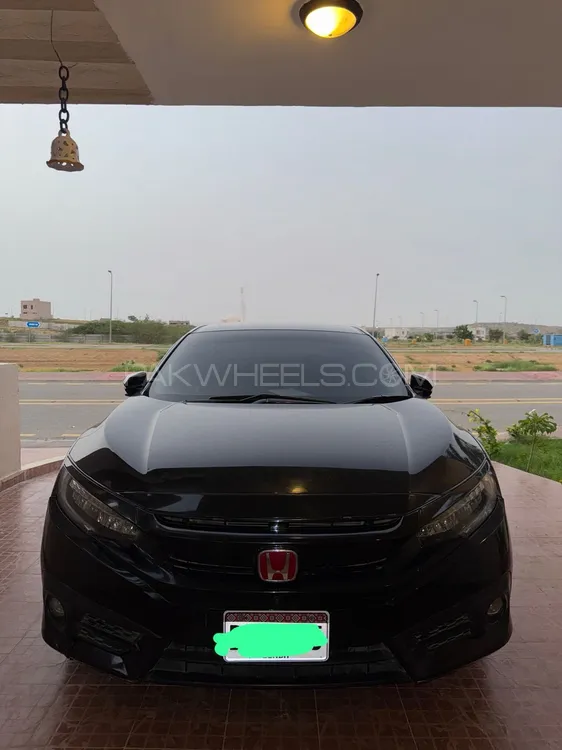 Honda Civic 2017 for Sale in Karachi Image-1