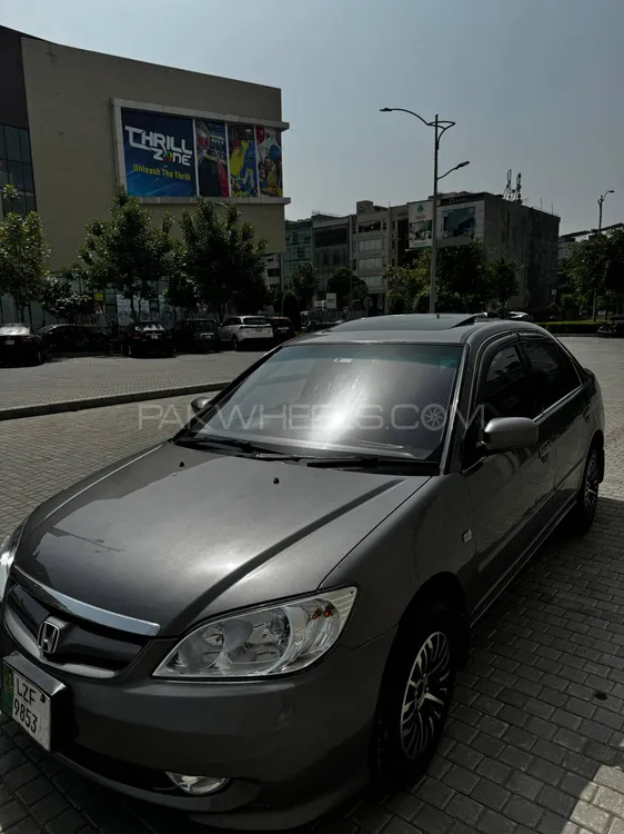 Honda Civic 2004 for Sale in Sialkot Image-1