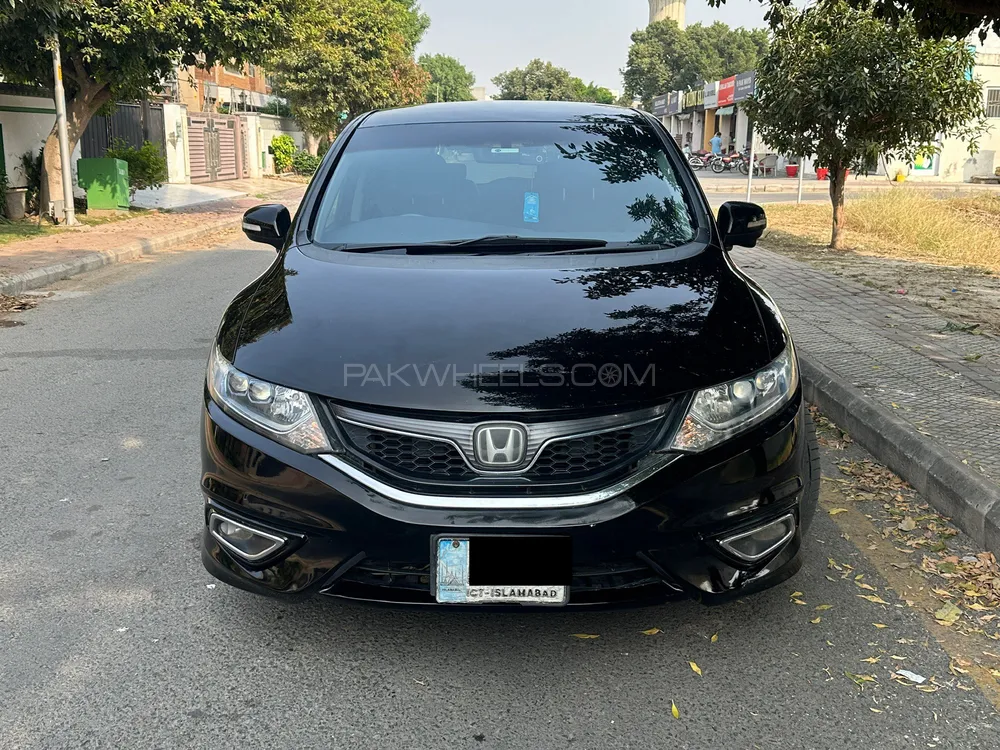 Honda Jade 2015 for Sale in Lahore Image-1