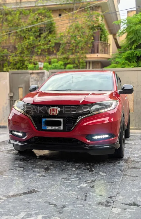 Honda Vezel 2016 for Sale in Rawalpindi Image-1