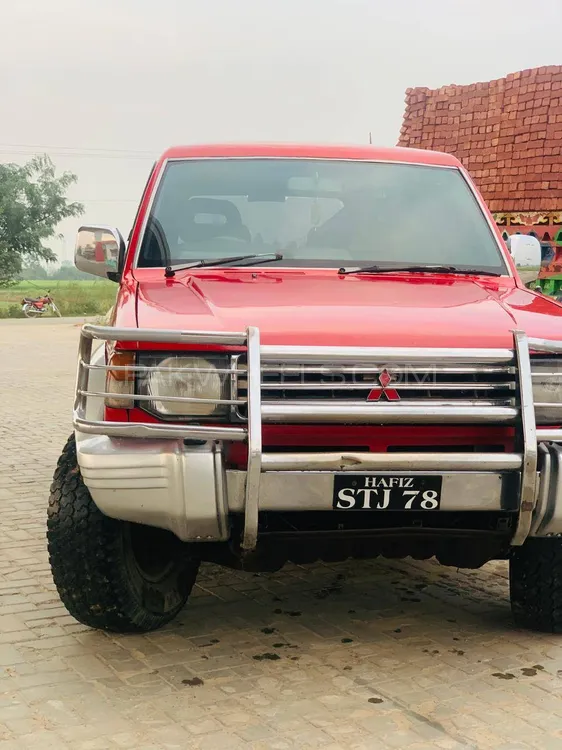 Mitsubishi Pajero 1992 for Sale in Sialkot Image-1
