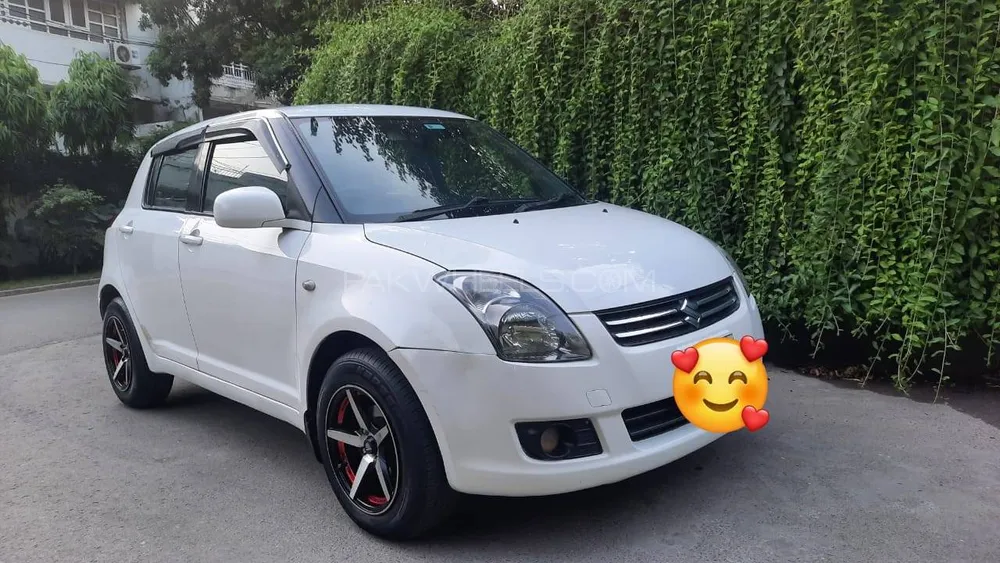 Suzuki Swift 2013 for Sale in Lahore Image-1