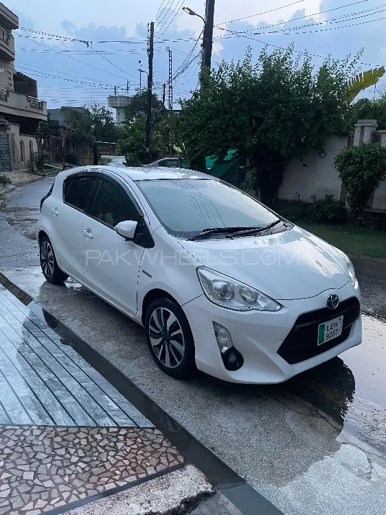 Toyota Aqua 2015 for Sale in Lahore Image-1