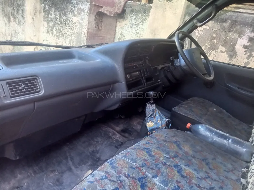 Toyota Hiace 1997 for Sale in Rawalpindi Toyota Hiace 1997 for Sale in Rawalpindi Image-5