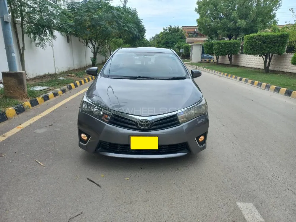 Toyota Corolla 2016 for Sale in Karachi Image-1