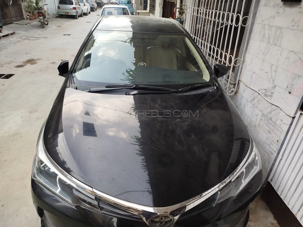 Toyota Corolla 2019 for Sale in Karachi Image-1