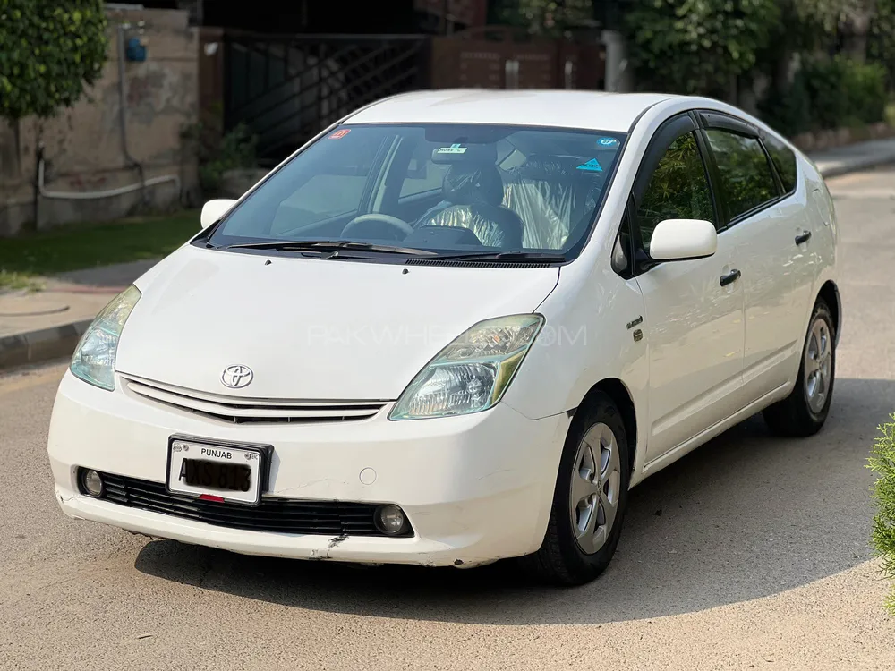 ٹویوٹا پریوس 2011 for Sale in لاہور ٹویوٹا پریوس 2011 for Sale in لاہور Image-4