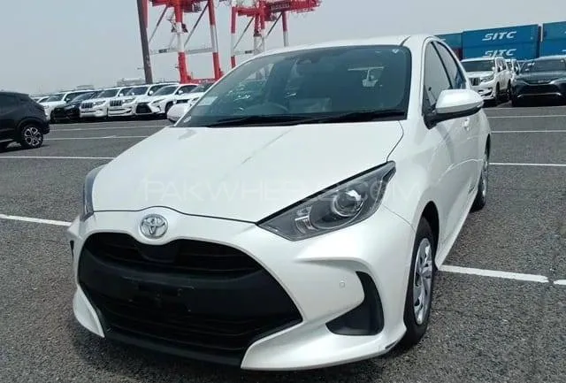 Toyota Yaris Hatchback 2022 for Sale in Peshawar Image-1