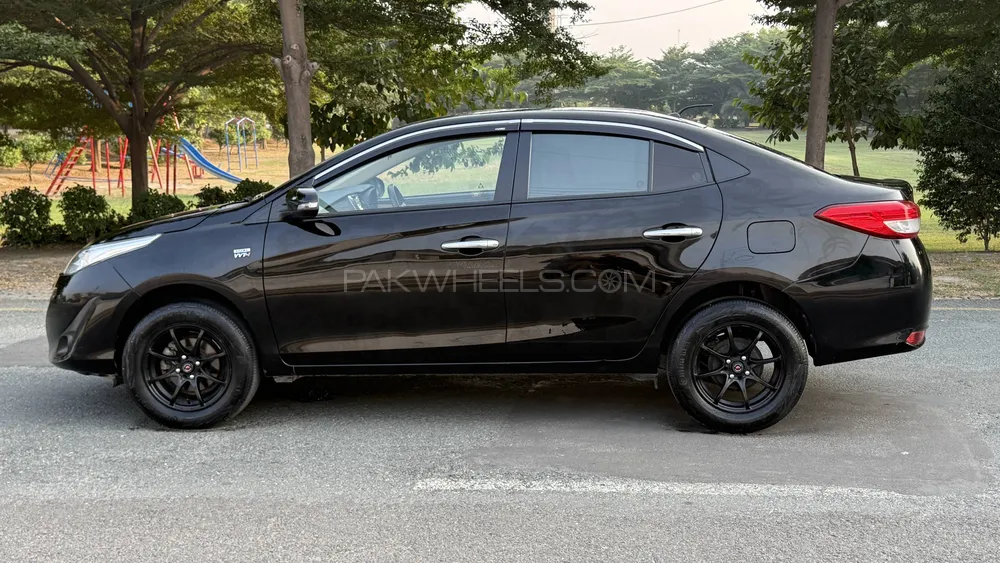 Toyota Yaris Sedan 2021 for Sale in Lahore Toyota Yaris Sedan 2021 for Sale in Lahore Image-10