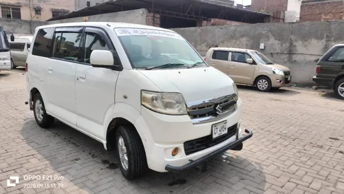 Suzuki APV 2011