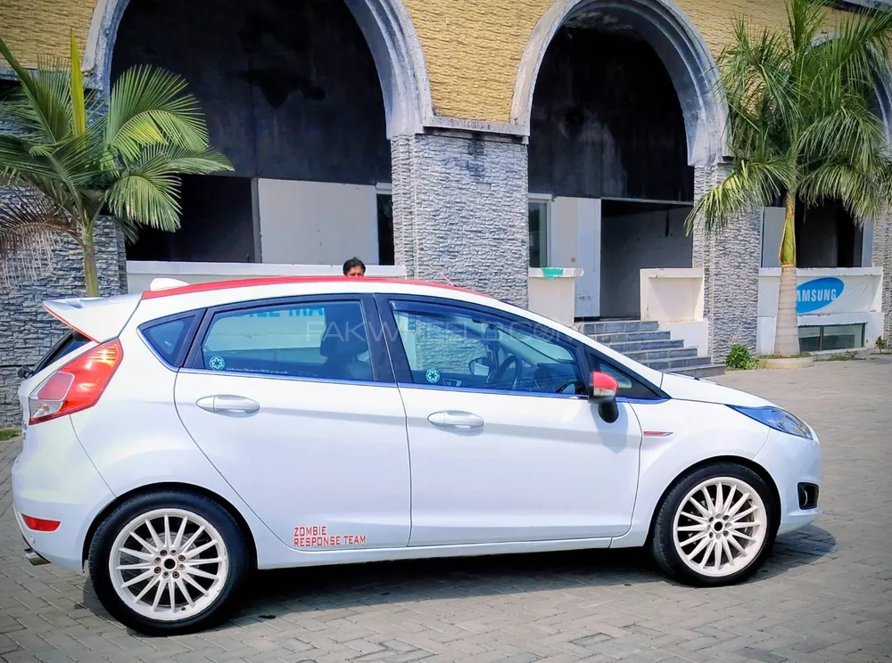 Ford Fiesta 2015 for Sale in Dina Ford Fiesta 2015 for Sale in Dina Image-6