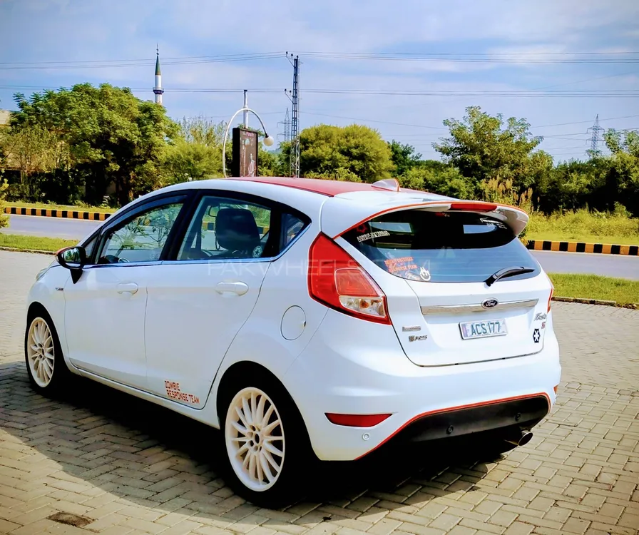 Ford Fiesta 2015 for Sale in Dina Ford Fiesta 2015 for Sale in Dina Image-7