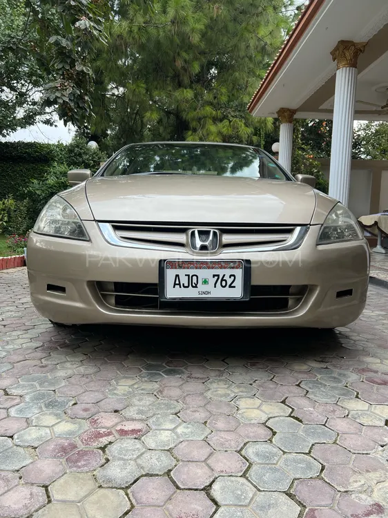 Honda Accord 2005 for Sale in Islamabad Image-1
