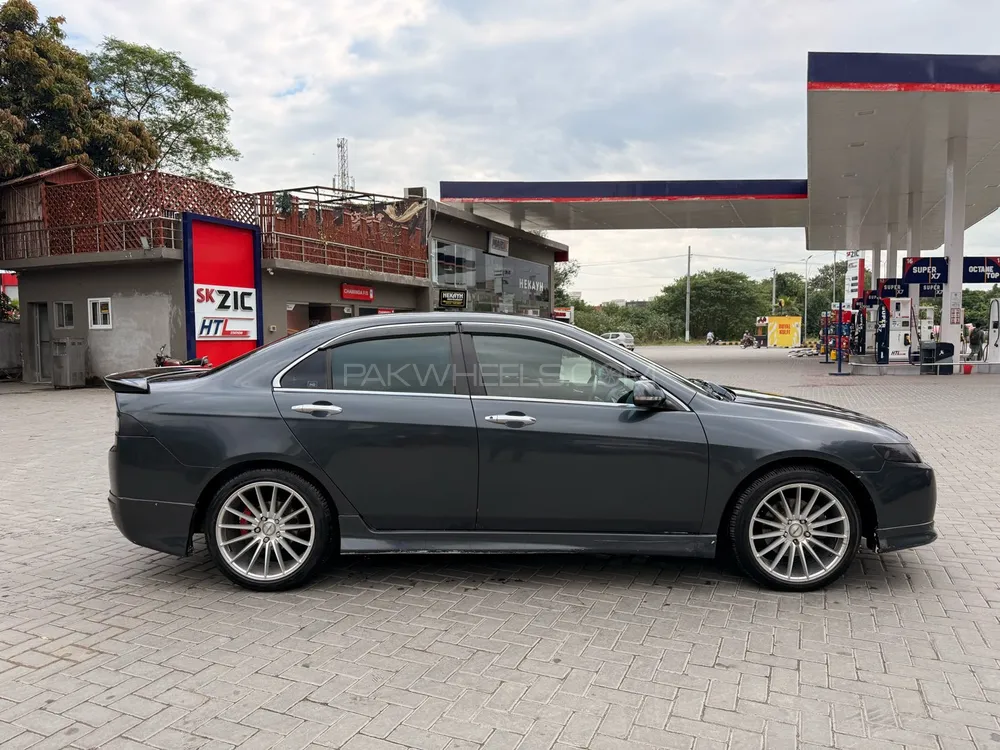 Honda Accord 2006 for Sale in Sialkot Image-1