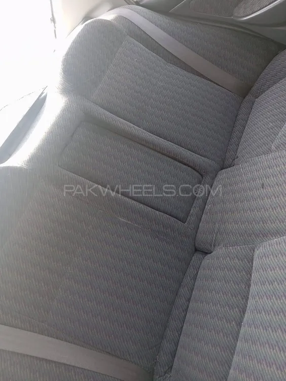 Honda Civic 2002 for Sale in Attock Honda Civic 2002 for Sale in Attock Image-2