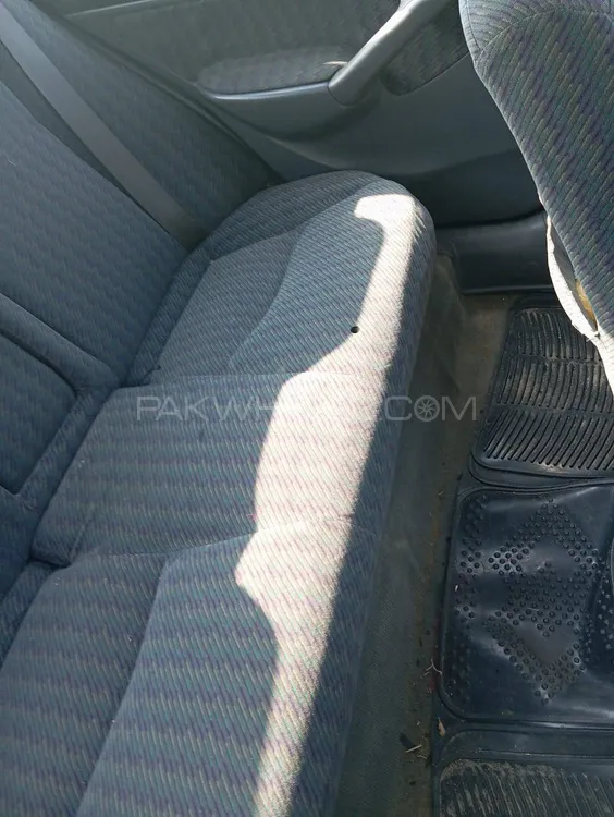 Honda Civic 2002 for Sale in Attock Honda Civic 2002 for Sale in Attock Image-17