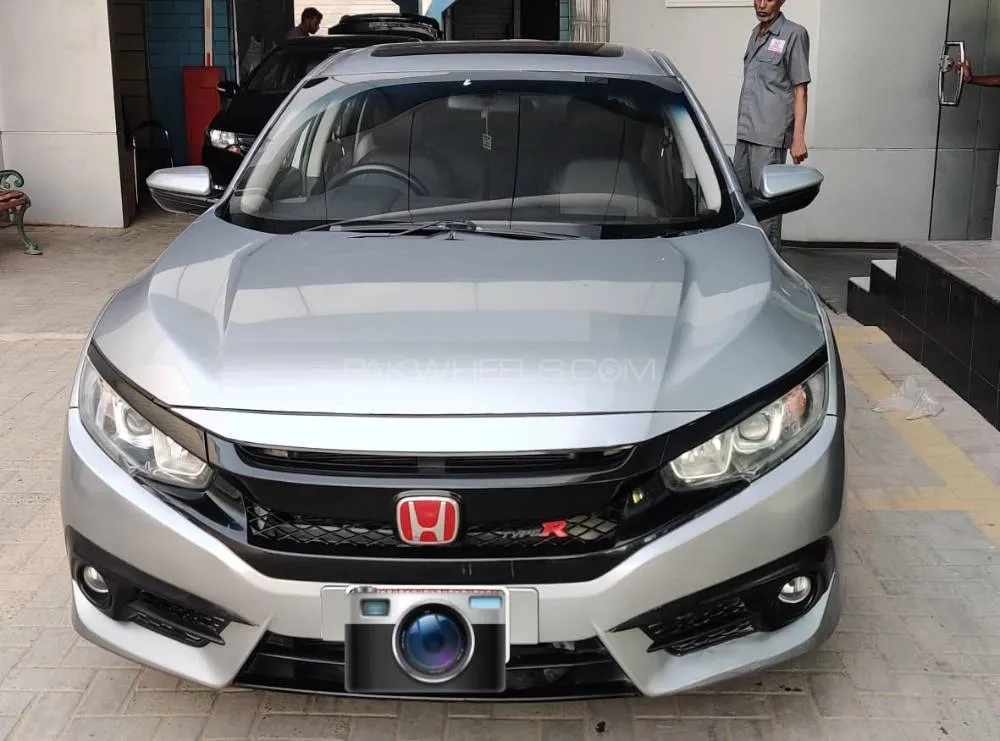 Honda Civic 2017 for Sale in Karachi Image-1