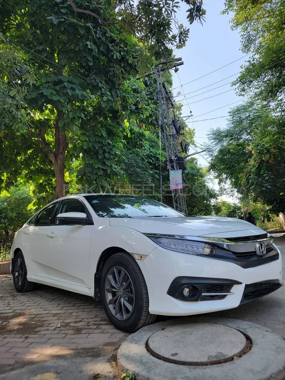Honda Civic 2020 for Sale in Lahore Image-1