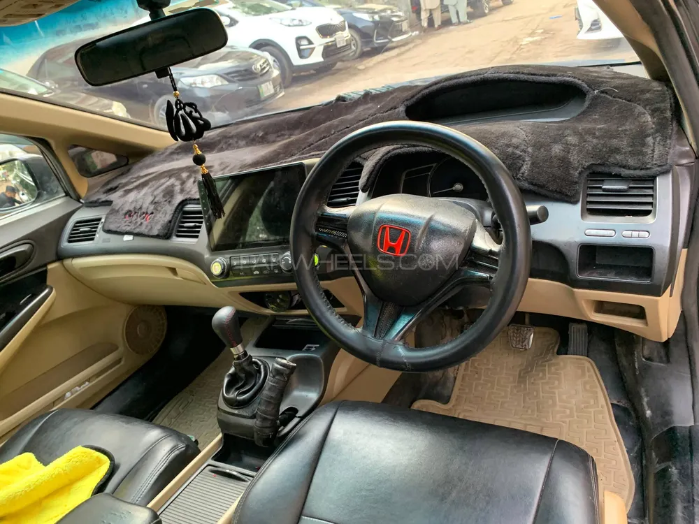 Honda Civic 2009 for Sale in Jaranwala Honda Civic 2009 for Sale in Jaranwala Image-9