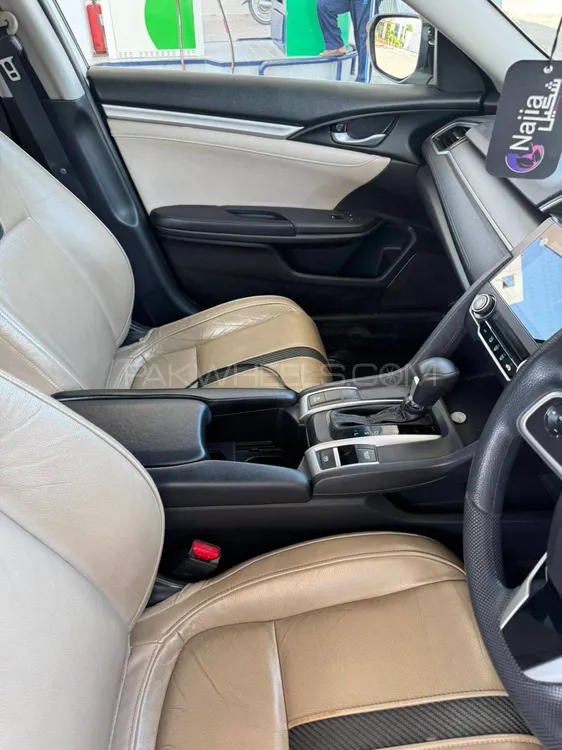 Honda Civic 2016 for Sale in Fort Abbass Image-1