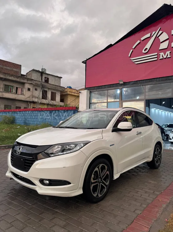 Honda Vezel 2015 for Sale in Islamabad Honda Vezel 2015 for Sale in Islamabad Image-2